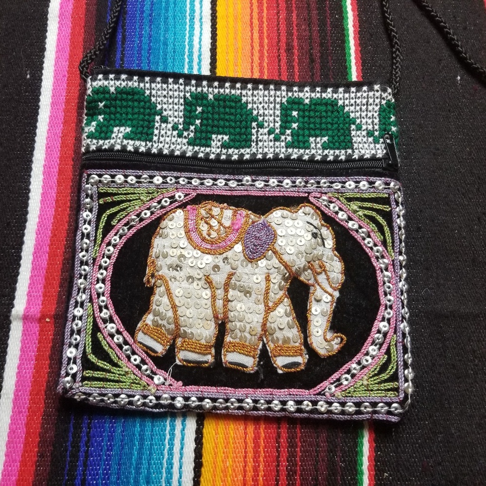 Purse - Picture 2 of 3